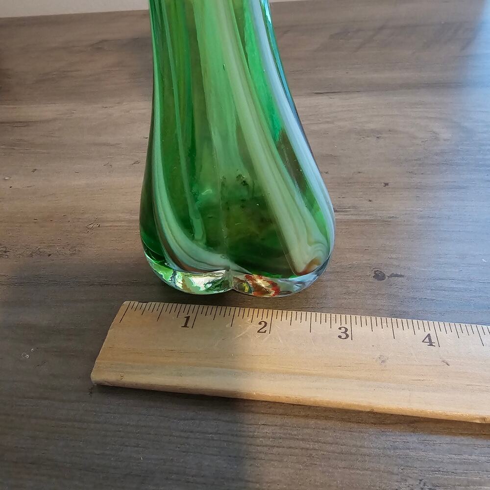 Vintage MCM Hand Blown Glass Stretch Bud Vase 10.5" Green Art Decor 1960s Mod - Picture 14 of 15